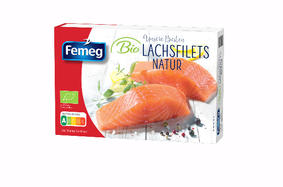 Organic salmon fillets natural