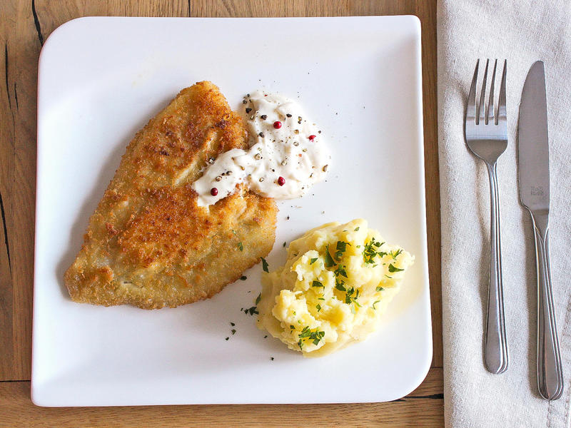 Filled crispy plaice with mashed potatoes
